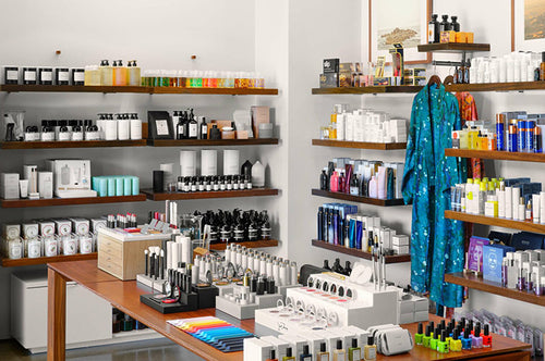 ByGeorge’s In-House Beauty Expert Erin Lee Smith Is Behind Austin Shoppers’ Most Covetable Beauty Stashes